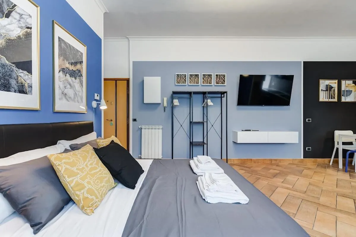 Ferravilla Apt, 2 Min To Subway! Rome Italy